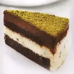 Pistachio Dream Cake